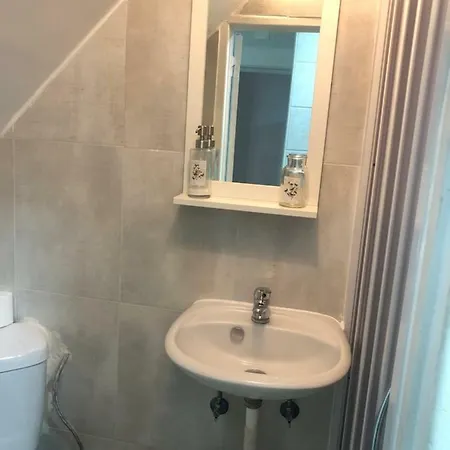 Casas Com Graca One Bedroom Central