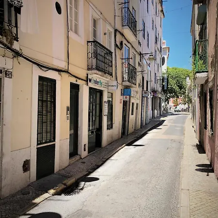 Apartment Casas Com Graca One Bedroom Central Lisbon